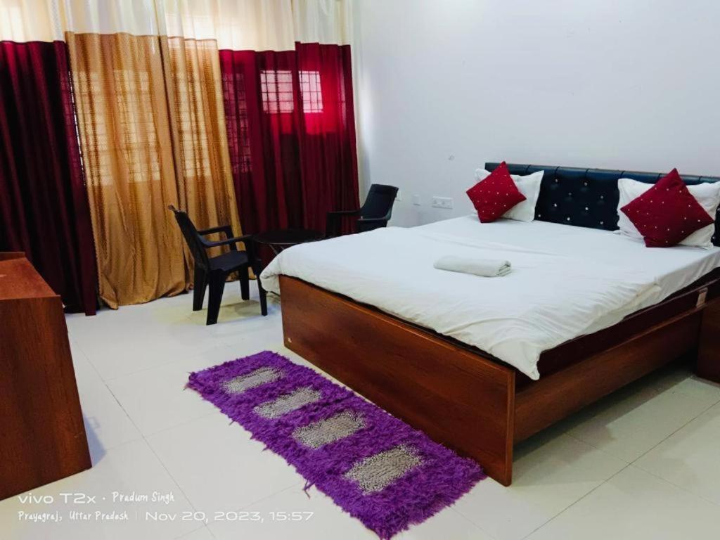 Mauji'S Villa Hotel & Guest House Αλλαχαμπάντ Εξωτερικό φωτογραφία