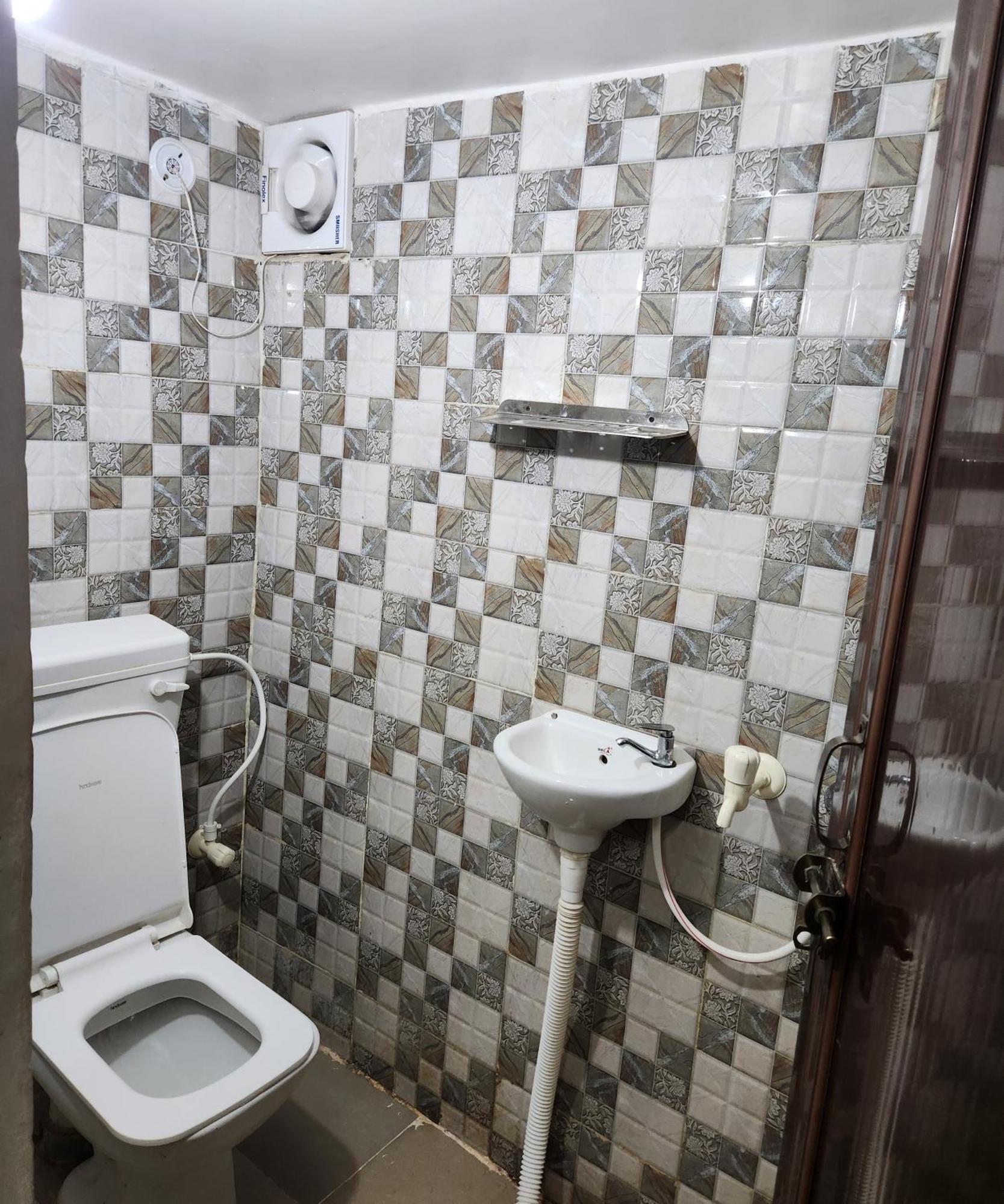 Mauji'S Villa Hotel & Guest House Αλλαχαμπάντ Εξωτερικό φωτογραφία